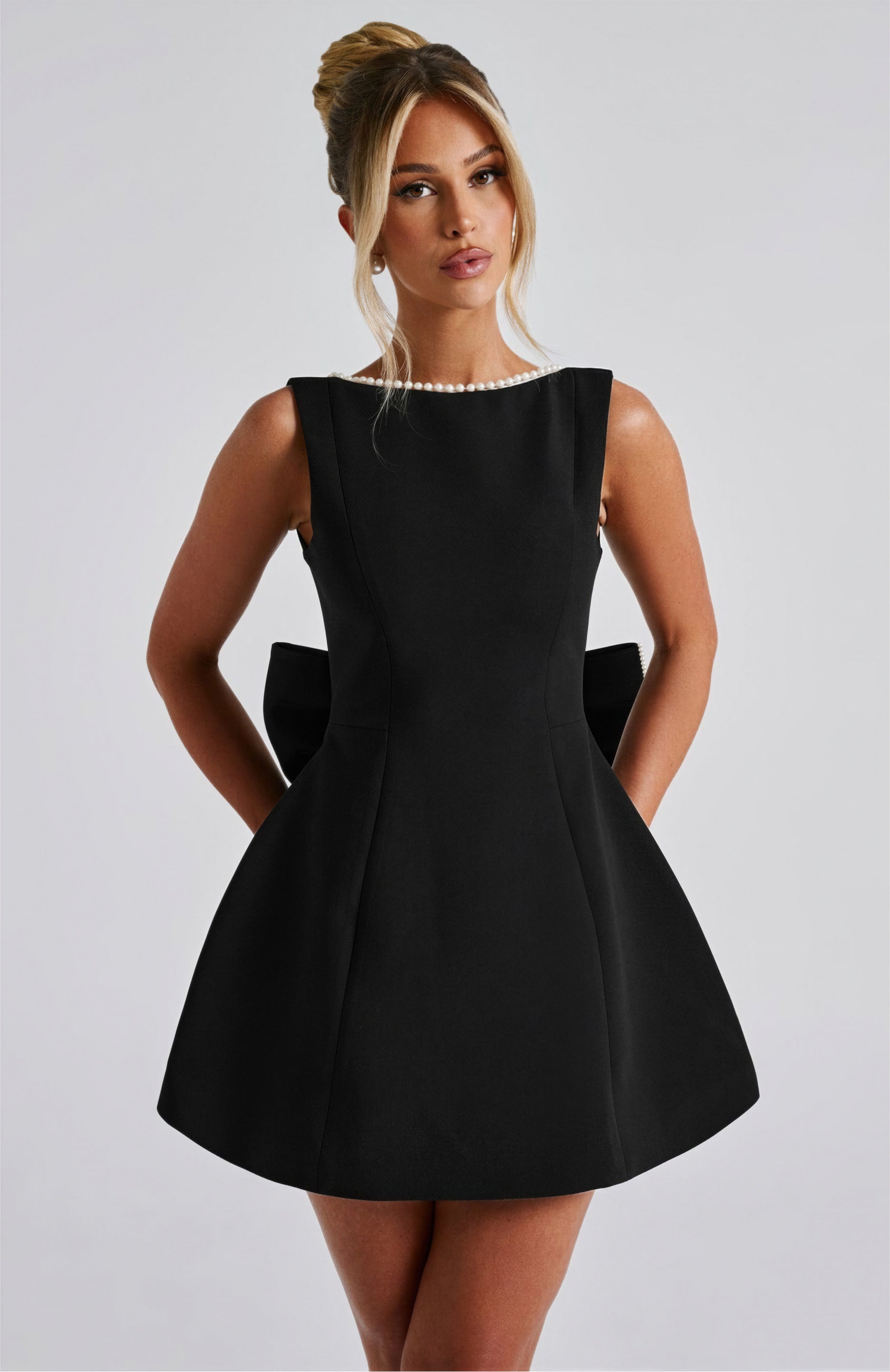 #Color_Black