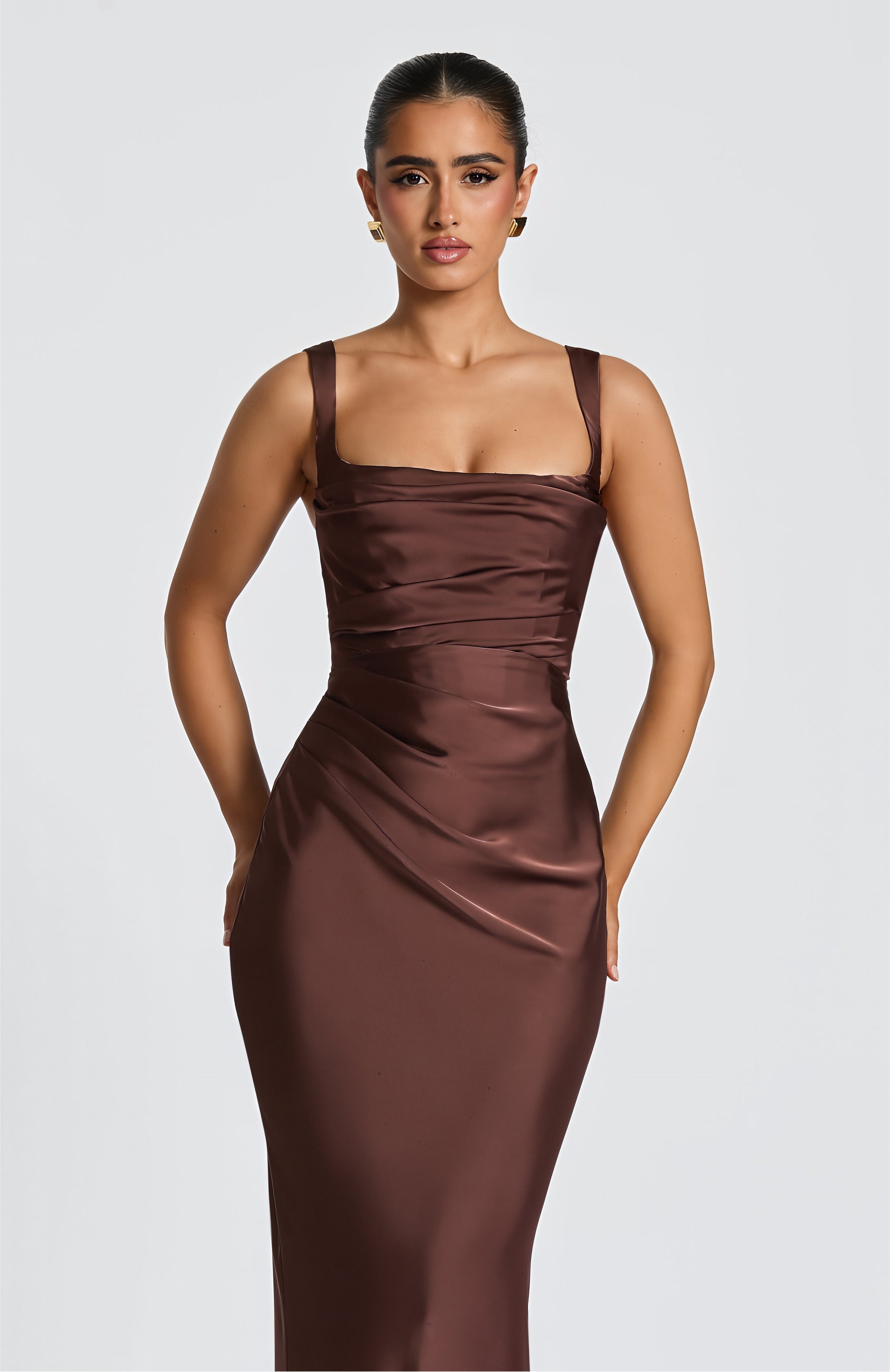 #Color_Plum Brown