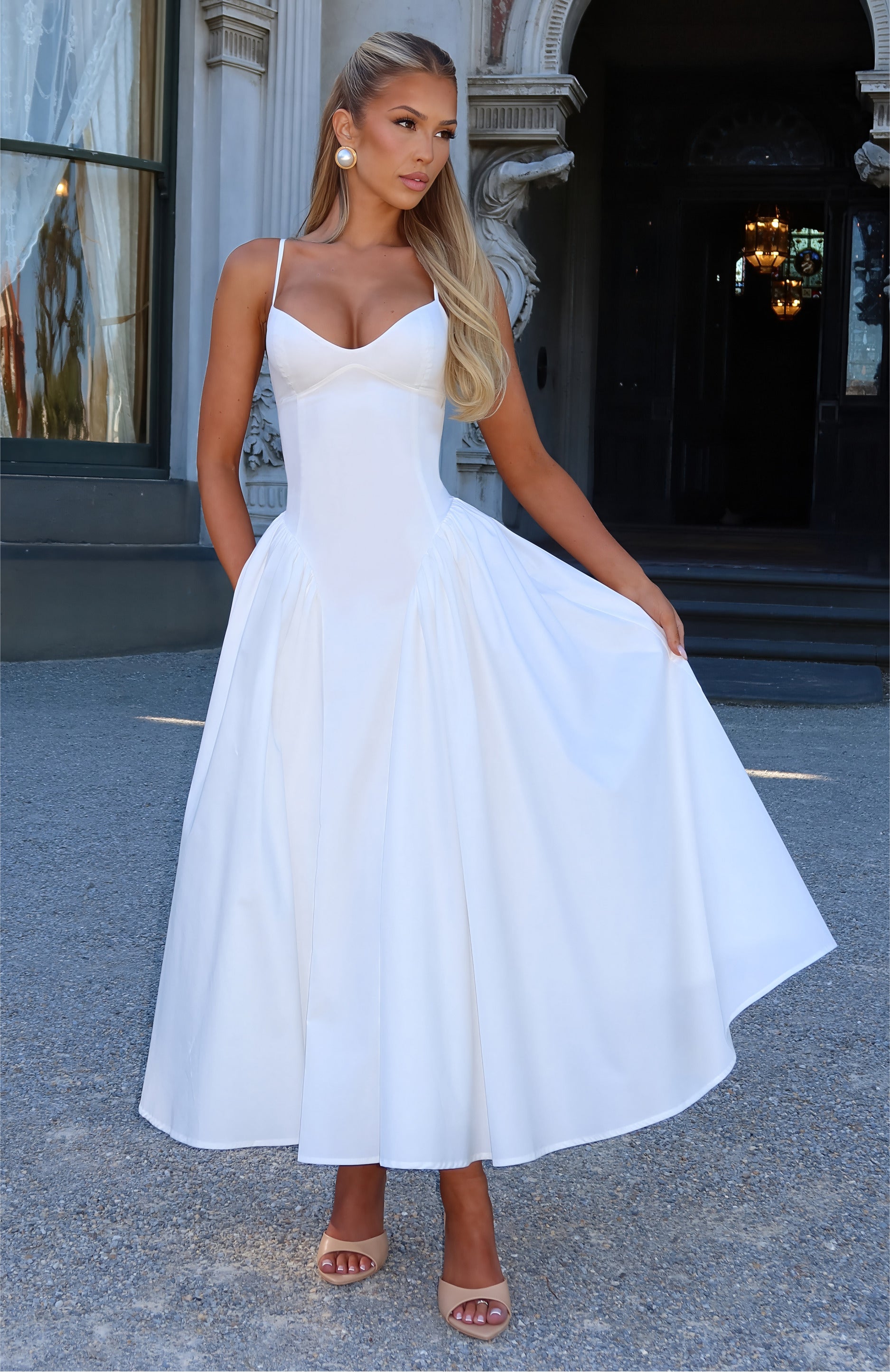 #Color_White