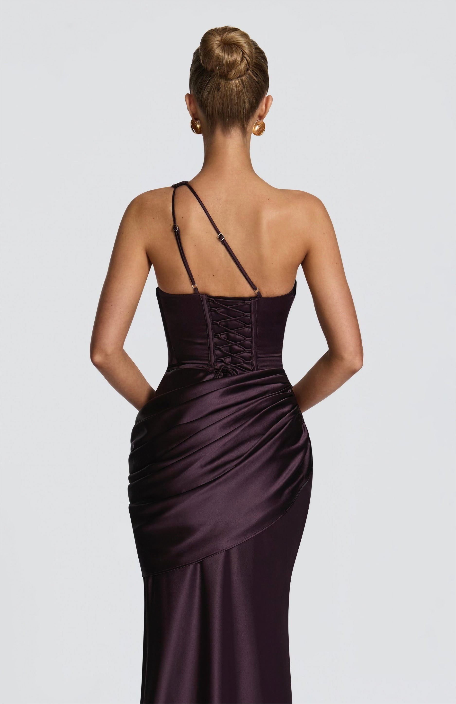 #Color_Plum