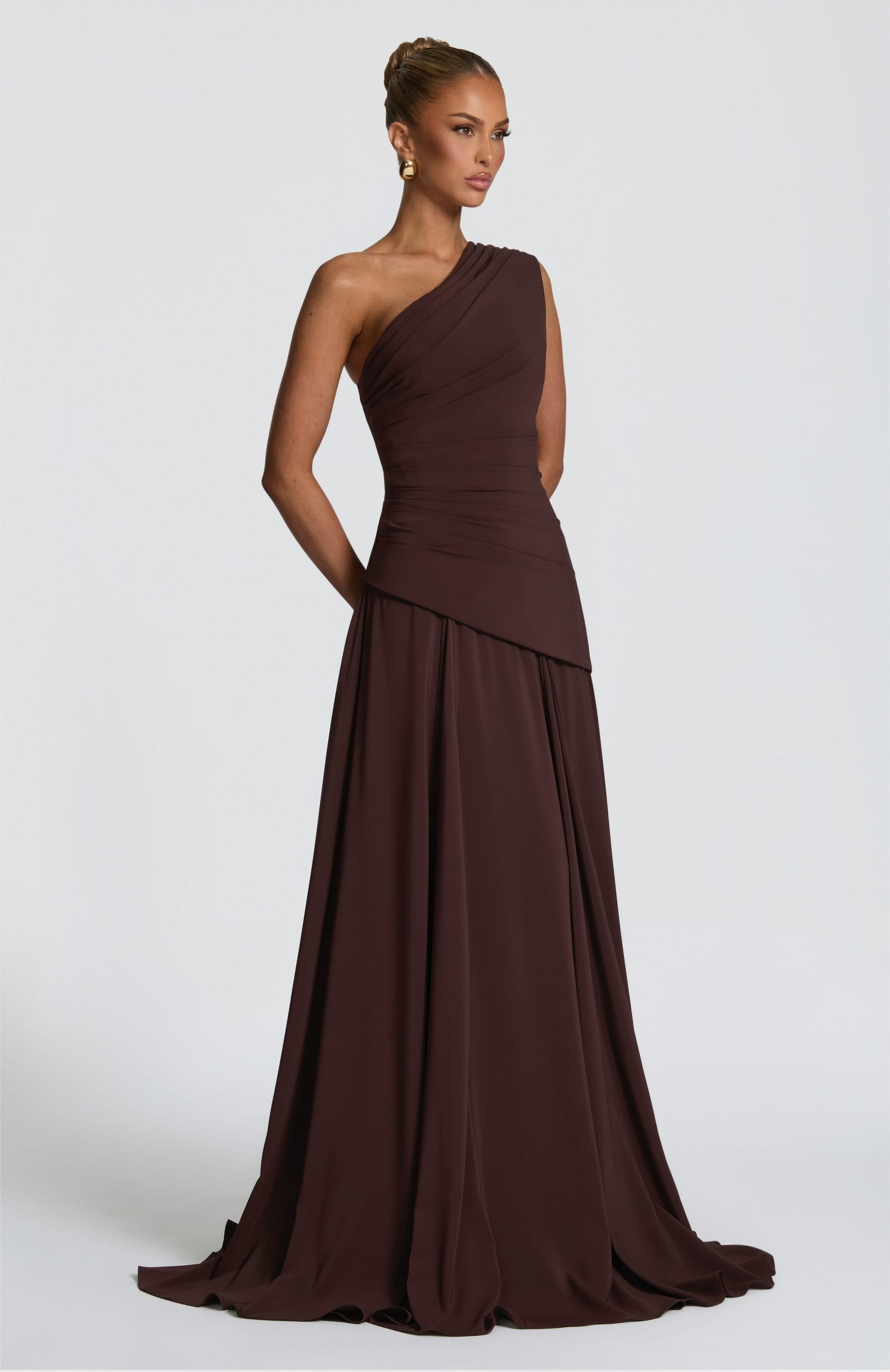#Color_Plum Brown