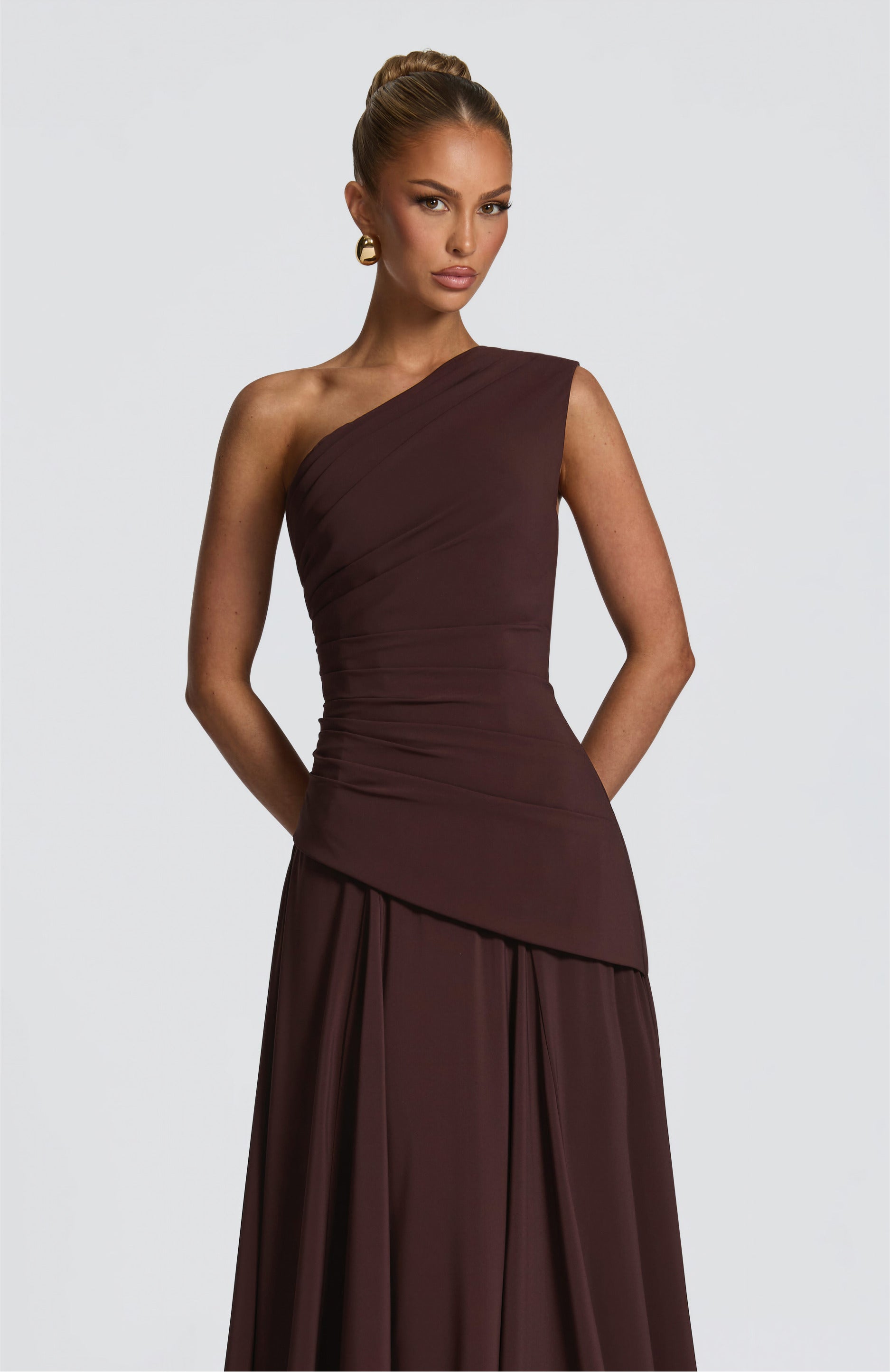 #Color_Plum Brown