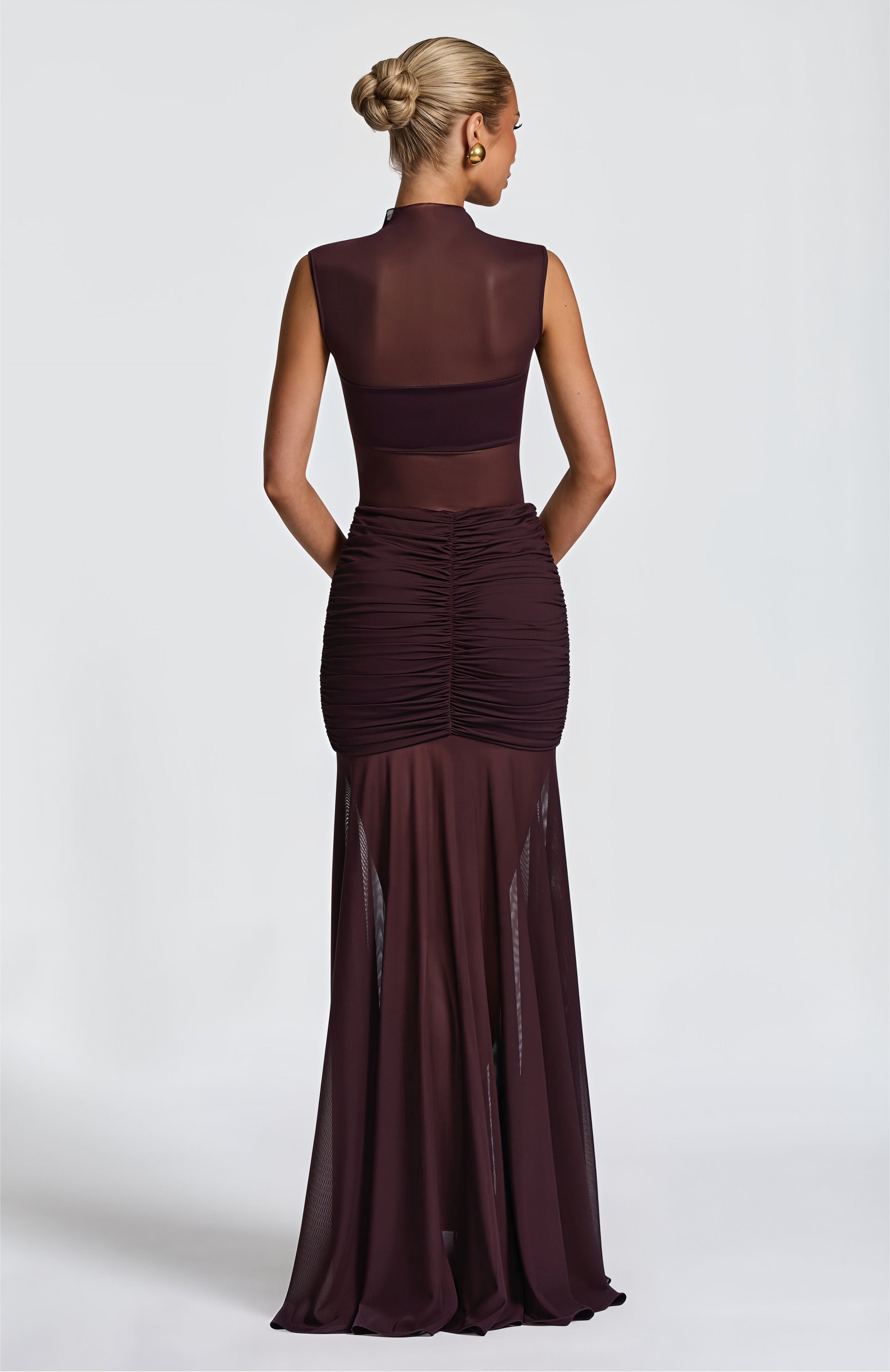 #Color_Plum